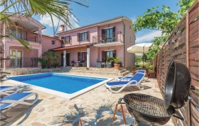 Stunning home in Labin with 5 Bedrooms, WiFi and Outdoor swimming pool